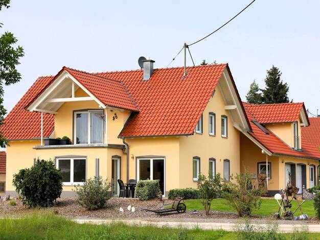 Haus zum Kauf 7,5 Zimmer 240 m² 937 m² Grundstück Silheim Bibertal / Silheim 89346