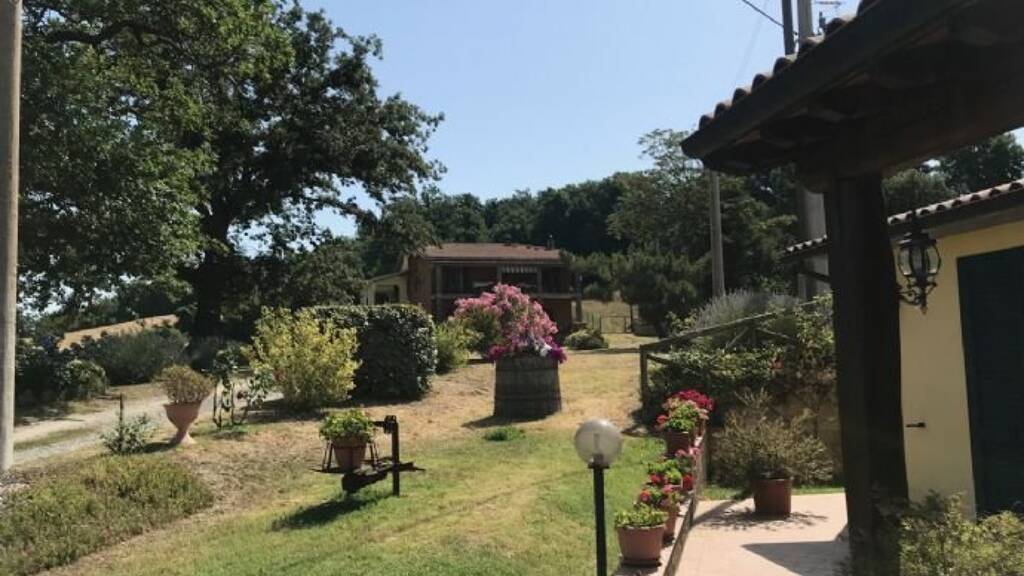 Bauernhaus zum Kauf 950.000 € 6 Zimmer 200 m² 300.000 m² Grundstück Saturnia 58014