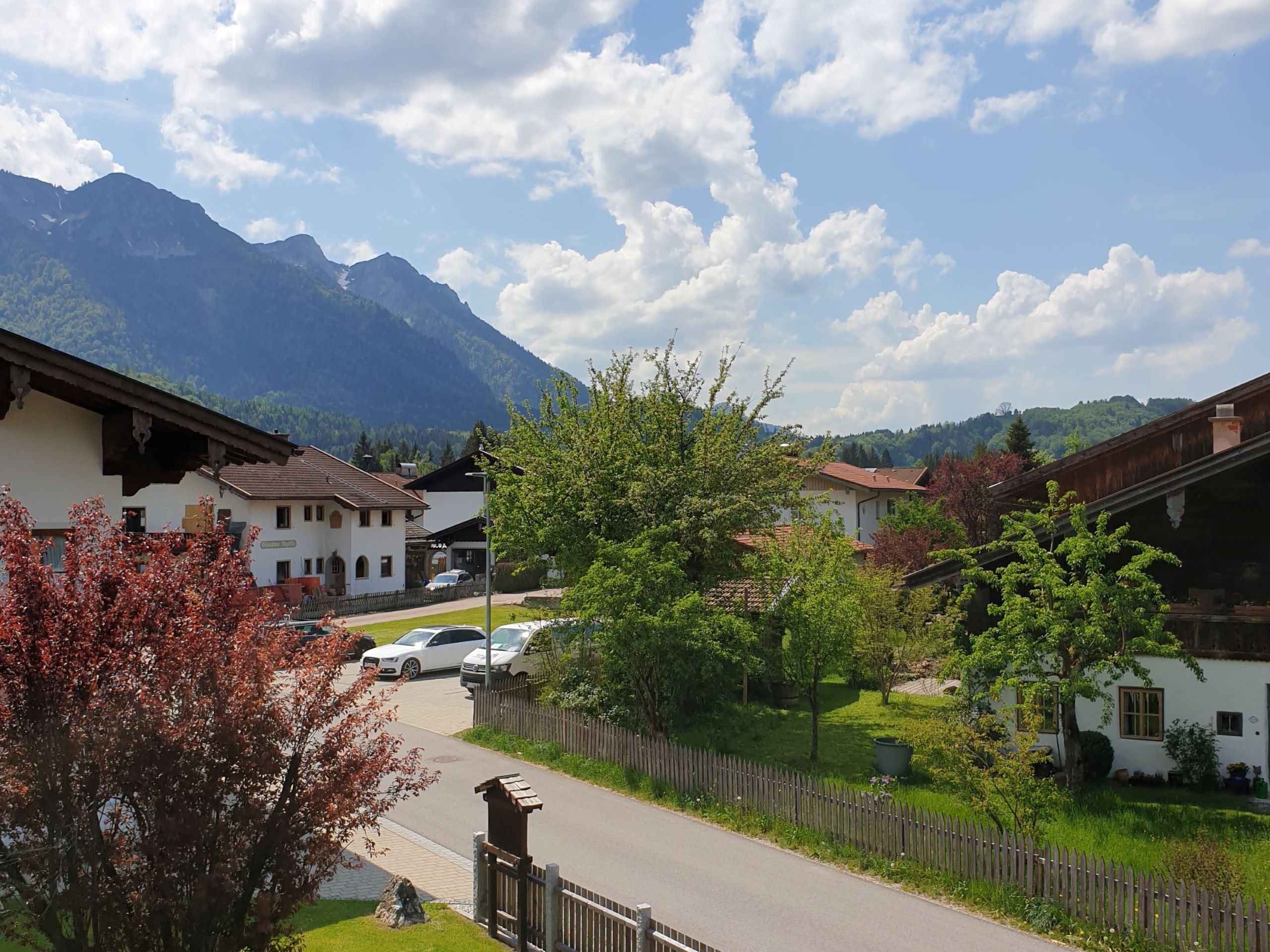 Apartment zum Kauf 225.000 € 2 Zimmer 52 m²<br/>Wohnfläche 1.<br/>Geschoss 01.02.2025<br/>Verfügbarkeit Inzell Inzell 83334