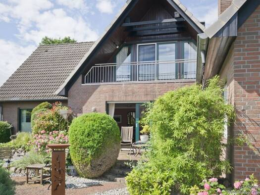 Einfamilienhaus zum Kauf 570.000 € 8 Zimmer 215 m² 954 m² Grundstück Wildeshausen 27793