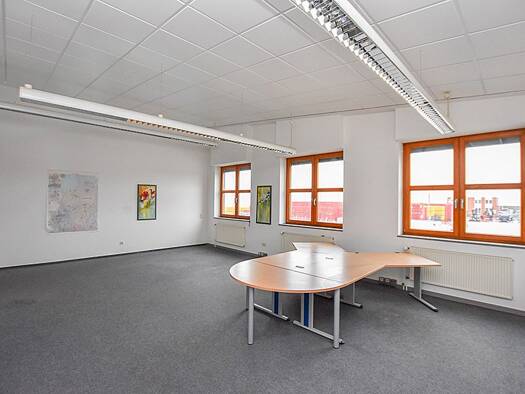 Bürofläche zur Miete 700 € 100 m² Bürofläche Hildesheim 31135