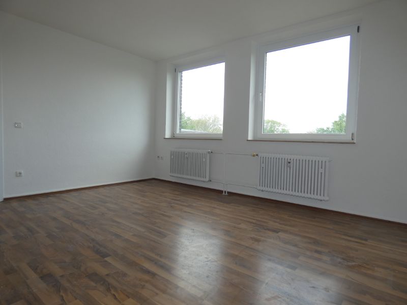 Wohnung zur Miete 525 € 2 Zimmer 68,1 m²<br/>Wohnfläche 2.<br/>Geschoss 01.04.2025<br/>Verfügbarkeit Stolbergstr. 67 Bergborbeck Essen 45355