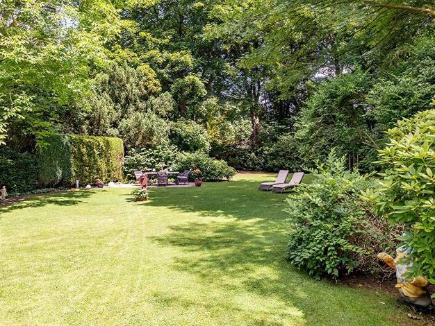 Einfamilienhaus zum Kauf 3.500.000 € 16 Zimmer 407 m² 1.454 m² Grundstück Othmarschen Altona 22605