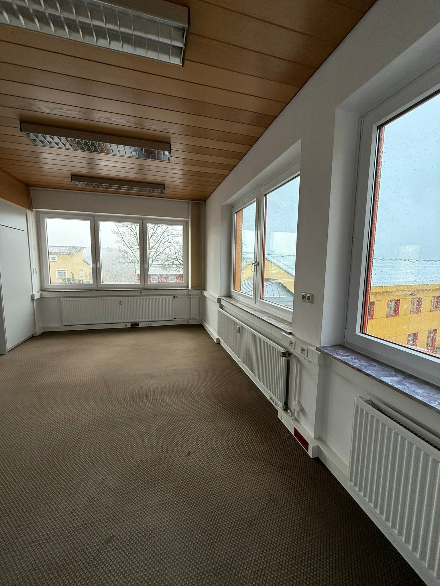 Büro-/Praxisfläche zur Miete 210 m²<br/>Bürofläche Cappel Marburg 35043