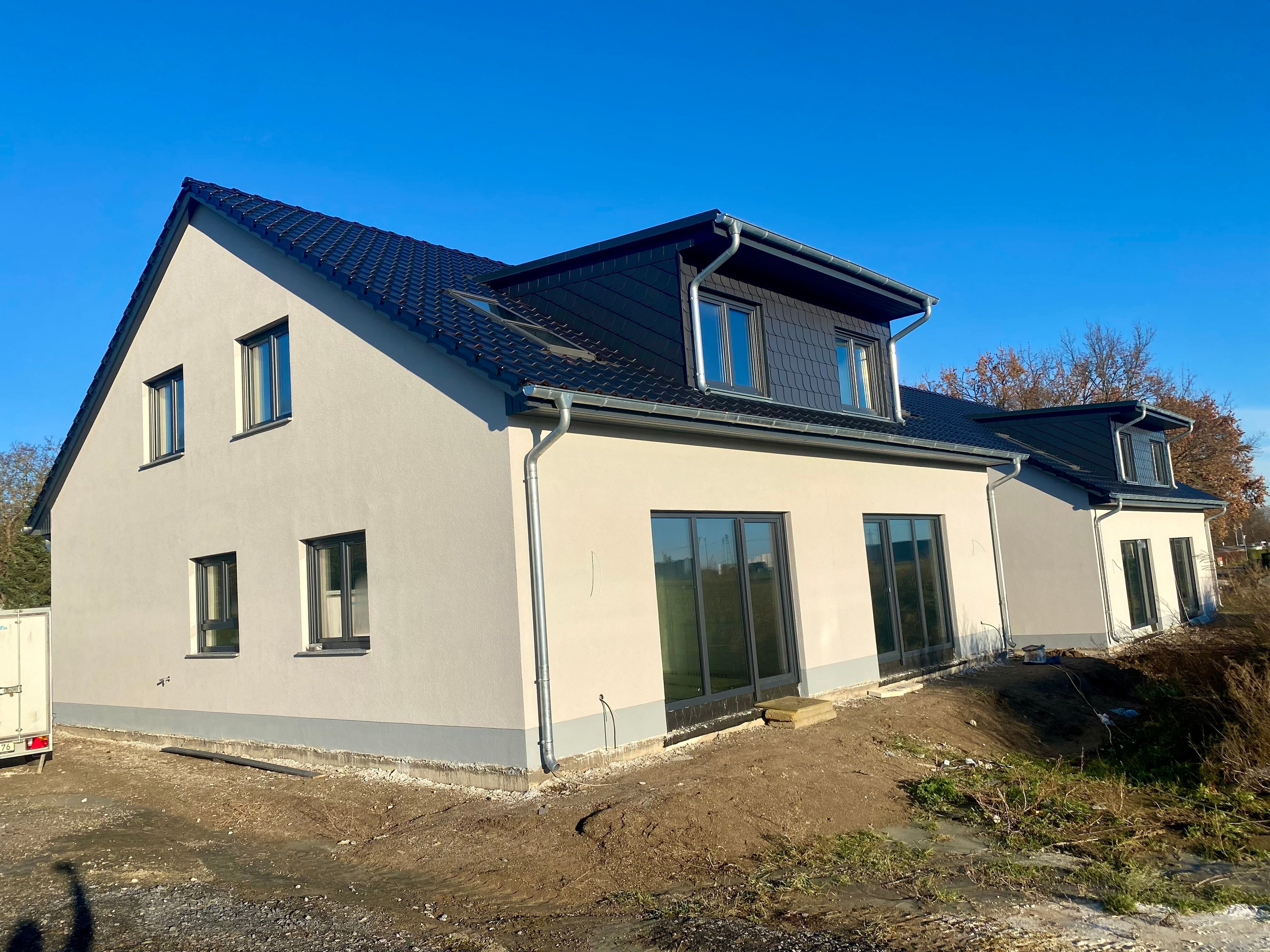 Mehrfamilienhaus zur Miete 2.178 € 5 Zimmer 124,5 m²<br/>Wohnfläche 515 m²<br/>Grundstück ab sofort<br/>Verfügbarkeit Marquardt Potsdam 14476