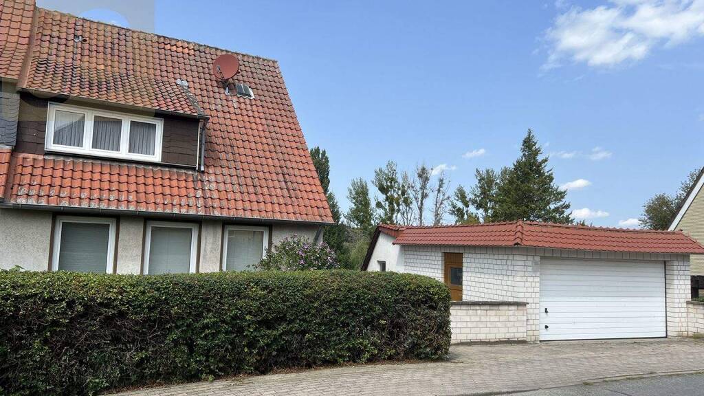 Doppelhaushälfte zum Kauf 169.000 € 5 Zimmer 120 m² 1.060 m² Grundstück Schöppenstedt 38170