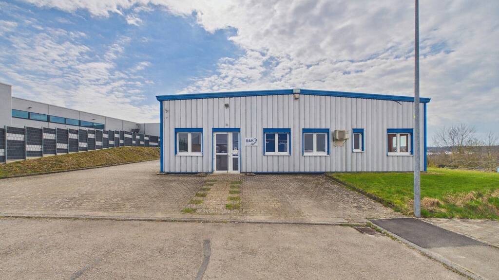 Produktionshalle zum Kauf 467.000 € 311,6 m² Lagerfläche Dunningen 78655