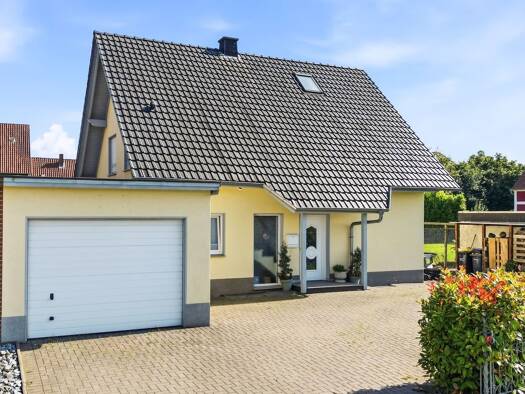 Einfamilienhaus zum Kauf 398.000 € 6 Zimmer 135,5 m² 652 m² Grundstück frei ab 01.10.2026 Neesen Porta Westfalica 32457