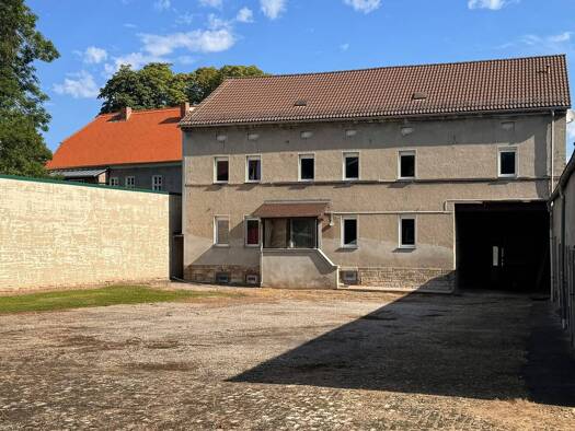 Mehrfamilienhaus zum Kauf provisionsfrei 175.000 € 16 Zimmer 252 m² 1.608 m² Grundstück Gerstewitz Lützen 06686
