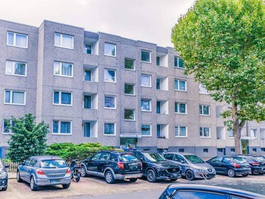 Wohnung zur Miete 623 € 3 Zimmer 77,1 m² 2. Geschoss frei ab 01.04.2026 Schleistraße 2 Weststadt Braunschweig 38120