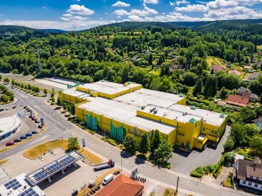 Logistikzentrum zur Miete provisionsfrei 25.000 m² Lagerfläche teilbar von 500 m² bis 25.000 m² Meininger Straße Mäbendorf Suhl 98529