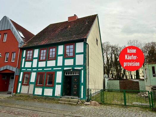 Einfamilienhaus zum Kauf provisionsfrei 165.000 € 6 Zimmer 180 m² 303 m² Grundstück Friedland 17098