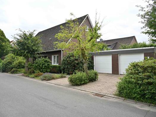 Einfamilienhaus zum Kauf provisionsfrei 425.000 € 5 Zimmer 150 m² 600 m² Grundstück frei ab 01.11.2026 Cloppenburg 49661