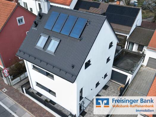 Einfamilienhaus zur Versteigerung - Erstbezug 1.100.000 € 4 Zimmer 158,1 m² 195 m² Grundstück Freising 85354