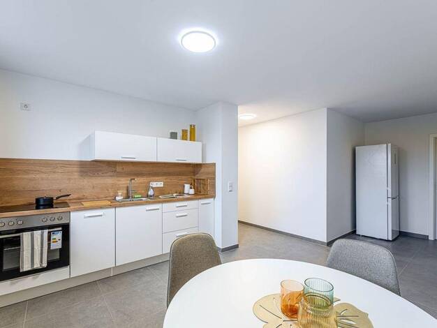 WG-Zimmer zur Miete auf Zeit 540 € 65 m² 3. Geschoss Neptunweg Zollhaus Nürnberg 90471