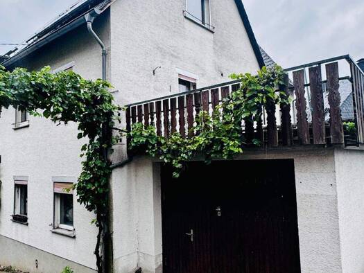 Haus zum Kauf 150.000 € 200 m² 180 m² Grundstück frei ab sofort Grabenstraße Enkirch 56850