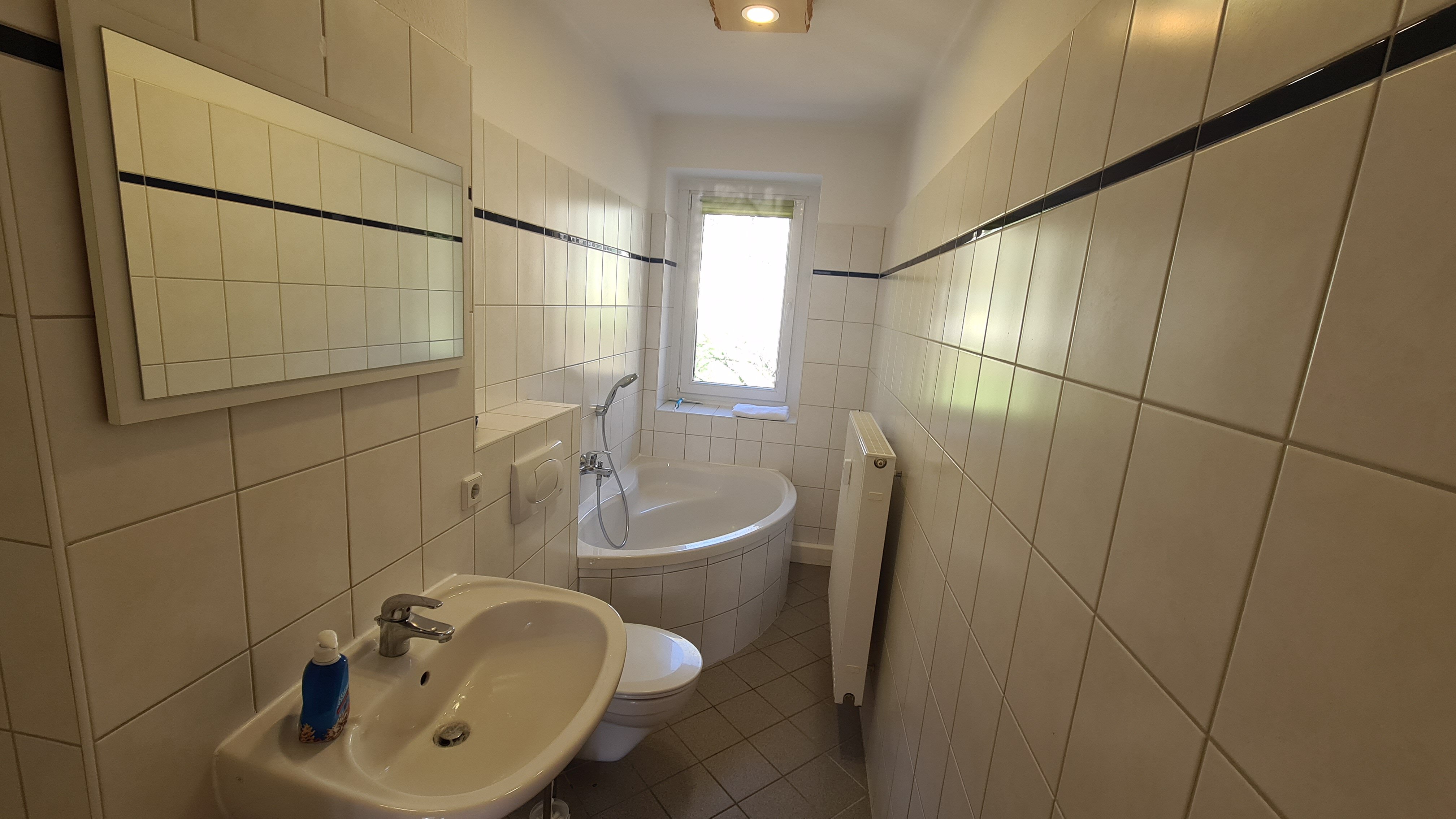 Wohnung zur Miete 330 € 3 Zimmer 59 m²<br/>Wohnfläche 1.<br/>Geschoss 01.12.2024<br/>Verfügbarkeit Oberwiesenthal Oberwiesenthal 09484