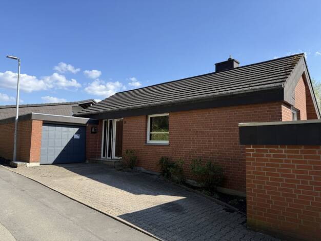 Einfamilienhaus zum Kauf 239.000 € 5 Zimmer 132 m² 737 m² Grundstück Lütmarsen Höxter 37671