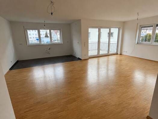 Wohnung zur Miete 1.050 € 3 Zimmer 87,5 m² frei ab 01.10.2026 Petersberg Petersberg 36100