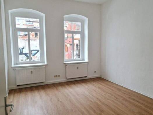 Wohnung zur Miete 440 € 4 Zimmer 89,9 m² EG Vettersstraße 1 Bernsdorf Chemnitz 09126