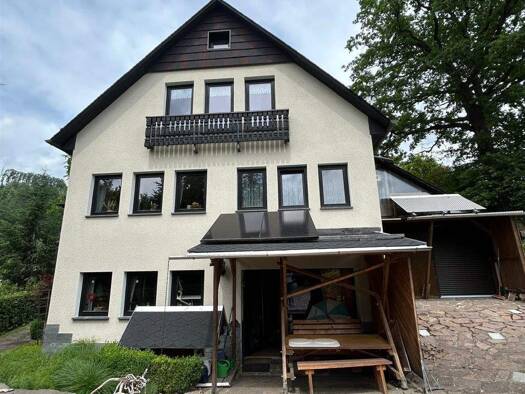 Einfamilienhaus zum Kauf 339.000 € 7 Zimmer 200 m² 820 m² Grundstück frei ab sofort Hennersdorf Augustusburg 09573
