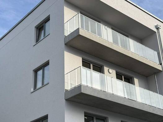 Wohnung zur Miete 987 € 2 Zimmer 63 m² frei ab sofort Oberhausen Augsburg 86154