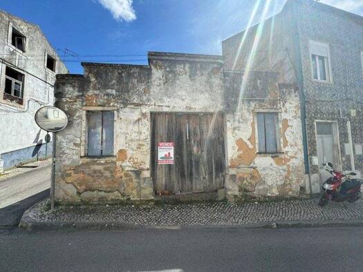 Haus zum Kauf 80.000 € 2 Zimmer 510 m² 120 m² Grundstück Rio Maior