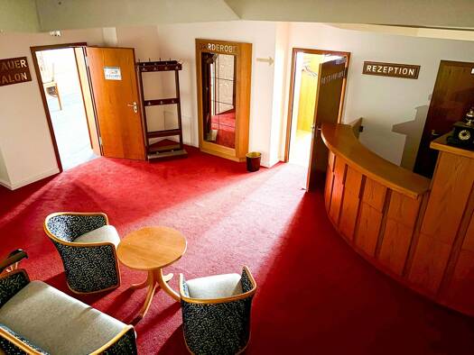 Hotel zum Kauf 297.000 € 24 Zimmer 1.100 m² Gastrofläche 1.660 m² Grundstück Zeulenroda Zeulenroda-Triebes 07937