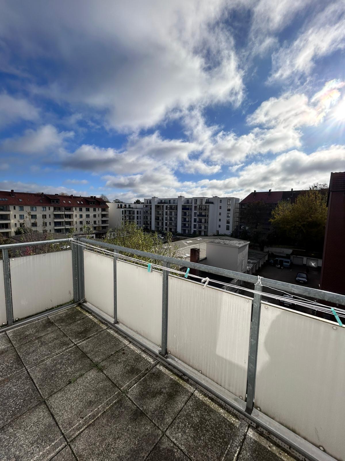 Wohnung zur Miete 838 € 3 Zimmer 80 m²<br/>Wohnfläche 3.<br/>Geschoss ab sofort<br/>Verfügbarkeit Schulenburger Landstraße 58 Hainholz Hannover 30165