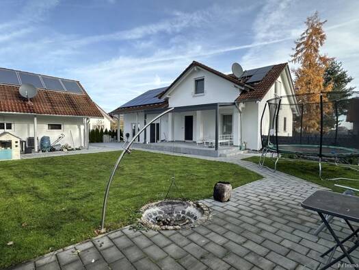 Mehrfamilienhaus zum Kauf 725.000 € 10 Zimmer 258 m² 765 m² Grundstück Bonlanden Berkheim / Bonlanden 88450