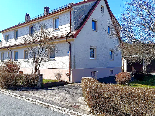 Doppelhaushälfte zum Kauf 178.000 € 8 Zimmer 171,3 m² 510 m² Grundstück Friedenfels Friedenfels 95688