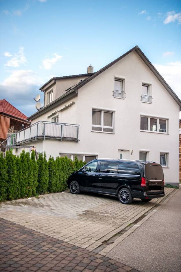 Wohnung zum Kauf 249.000 € 4 Zimmer 84 m² Dachgeschoss, 2. Geschoss frei ab sofort Kirchenweg 3 Waldhausen Lorch 73547