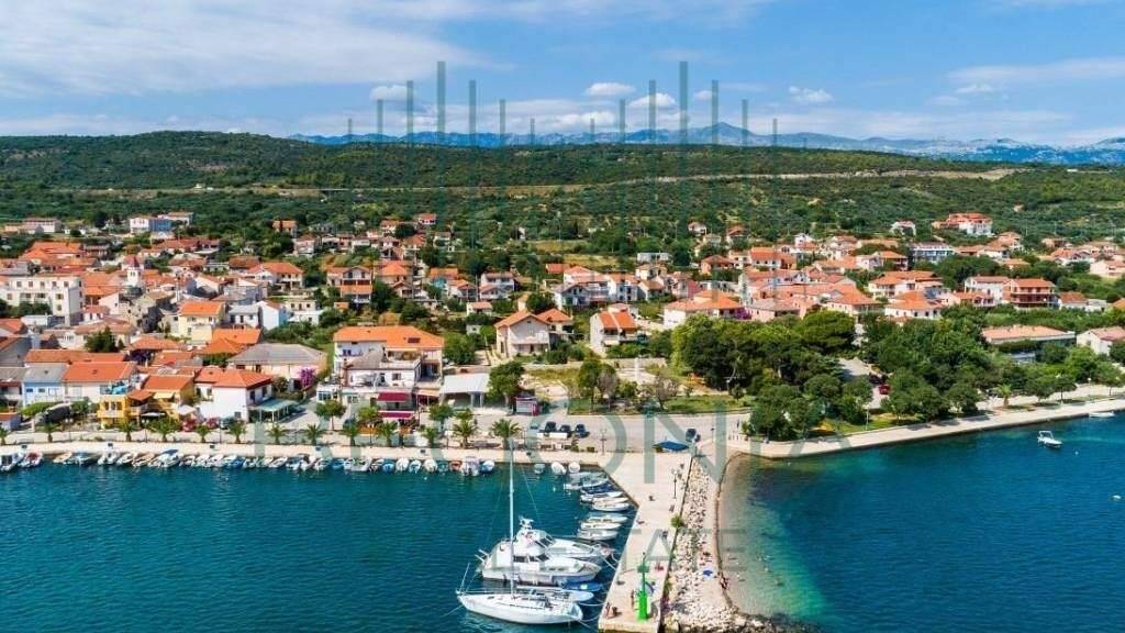 Land-/Forstwirtschaft zum Kauf 279.000 € Posedarje