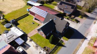 Einfamilienhaus zum Kauf 385.000 € 7 Zimmer 270 m² 10.578 m² Grundstück frei ab 01.09.2025 Wiesmoor Wiesmoor 26639