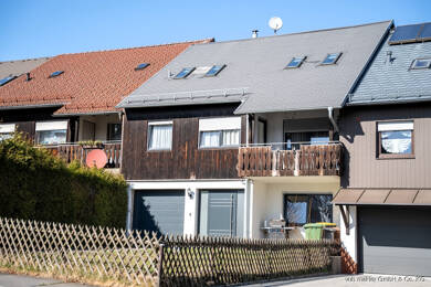 Reihenmittelhaus zum Kauf 299.000 € 6 Zimmer 175 m² 304 m² Grundstück frei ab 01.09.2025 Schönwald Schönwald 95173