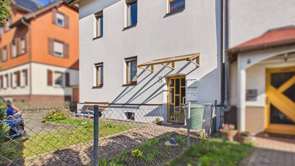 Doppelhaushälfte zum Kauf 359.000 € 6 Zimmer 150 m² 578 m² Grundstück Rottweil 78628