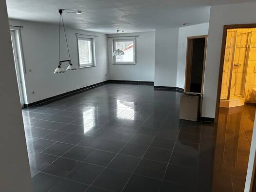 Wohnung zur Miete 900 € 4 Zimmer 100 m² Geschoss EG/1 frei ab 01.01.2026 Labertalstraße Rudolfshöhe Parsberg 92331
