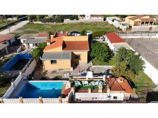 Chalet zum Kauf 275.000 € 4 Zimmer 151 m² 678 m² Grundstück Llíria 46160