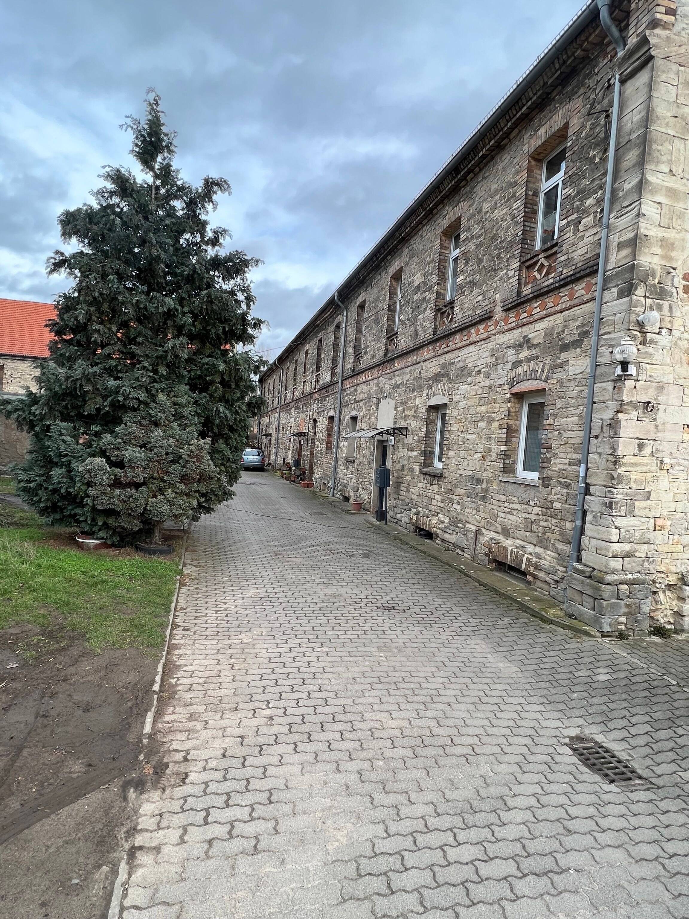 Wohnung zur Miete 369 € 2 Zimmer 55 m²<br/>Wohnfläche EG<br/>Geschoss ab sofort<br/>Verfügbarkeit Hauptstraße 30 Höhnstedt Salzatal 06198
