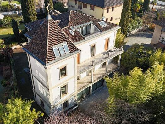 Villa zum Kauf 15 Zimmer 460 m² Meran 39012