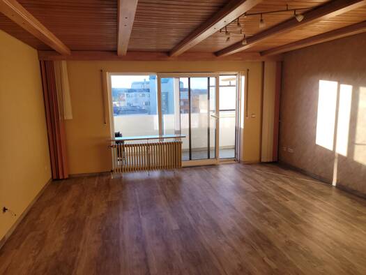Studio zur Miete 950 € 3 Zimmer 91 m² 4. Geschoss frei ab 01.12.2026 Neuses Ansbach 91522