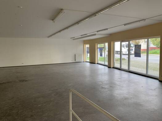 Verkaufsfläche zur Miete provisionsfrei 999 € 1,5 Zimmer 216,9 m² Verkaufsfläche teilbar ab 216,9 m² Bischofswerda 01877