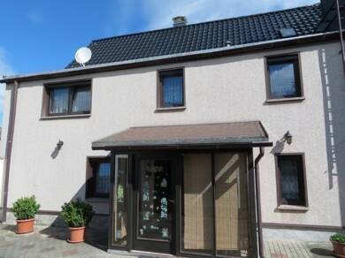 Doppelhaushälfte zum Kauf 219.000 € 4 Zimmer 148 m² 500 m² Grundstück frei ab sofort Liebstedt Ilmtal-Weinstraße 99510