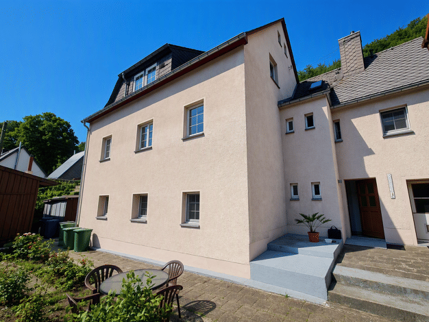 Mehrfamilienhaus zum Kauf 184.000 € 7 Zimmer 165 m² 780 m² Grundstück Rothenthal Olbernhau 09526