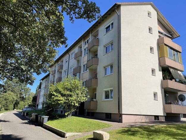 Wohnung zur Miete 1.000 € 3 Zimmer 63,1 m² 3. Geschoss frei ab 01.10.2026 Hugenmattweg 14 Brombach Lörrach 79541