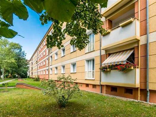 Wohnung zur Miete 297 € 2 Zimmer 54 m² 4. Geschoss Otto-Damerau-Straße 8 Hoyerswerda 02977