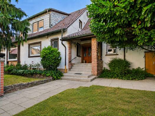 Einfamilienhaus zum Kauf 495.000 € 7 Zimmer 255 m² 1.257 m² Grundstück Altrip 67122
