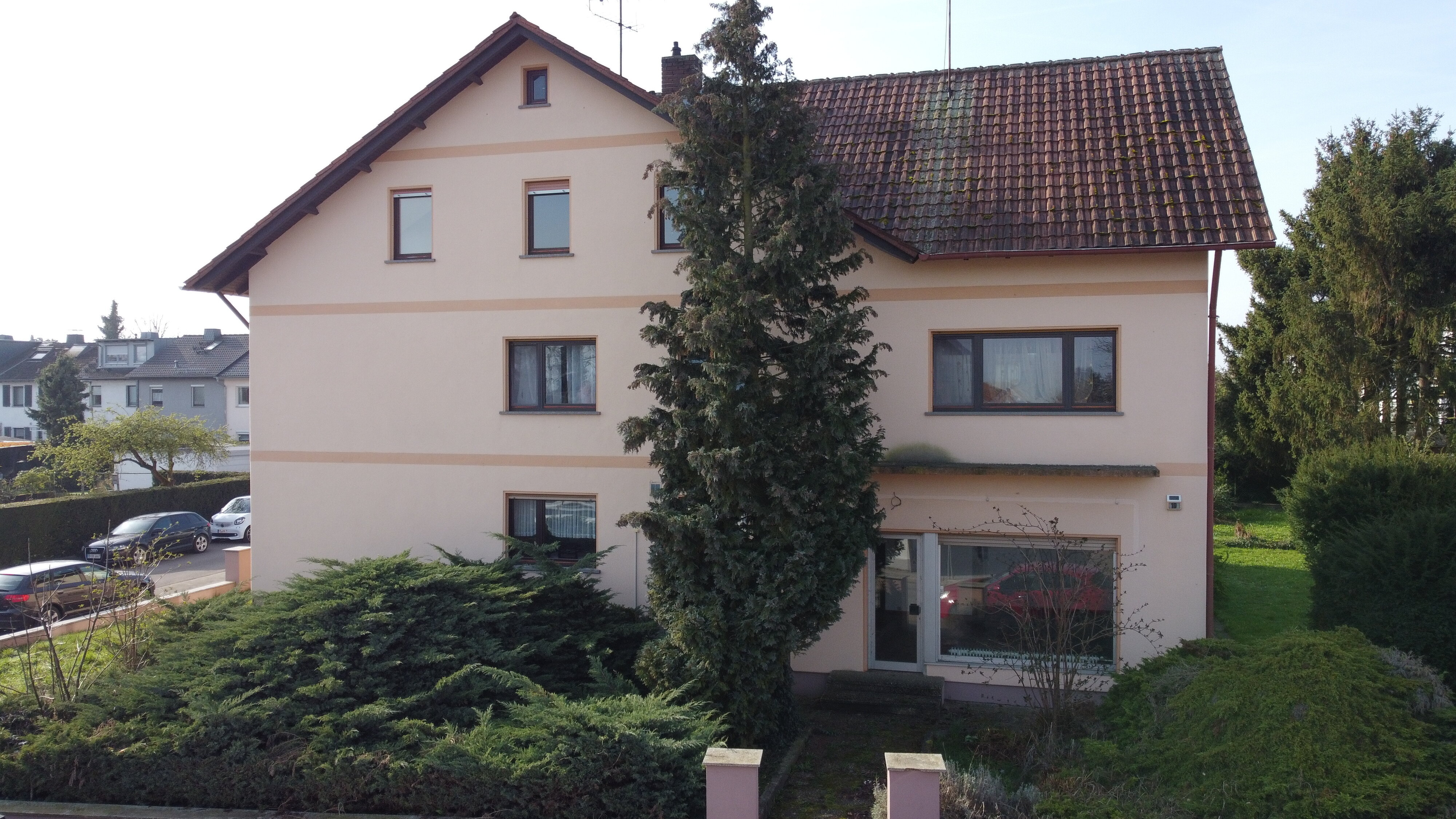 Mehrfamilienhaus zum Kauf 1.100.000 € 17 Zimmer 477,6 m²<br/>Wohnfläche 1.041 m²<br/>Grundstück Petterweil Karben 61184