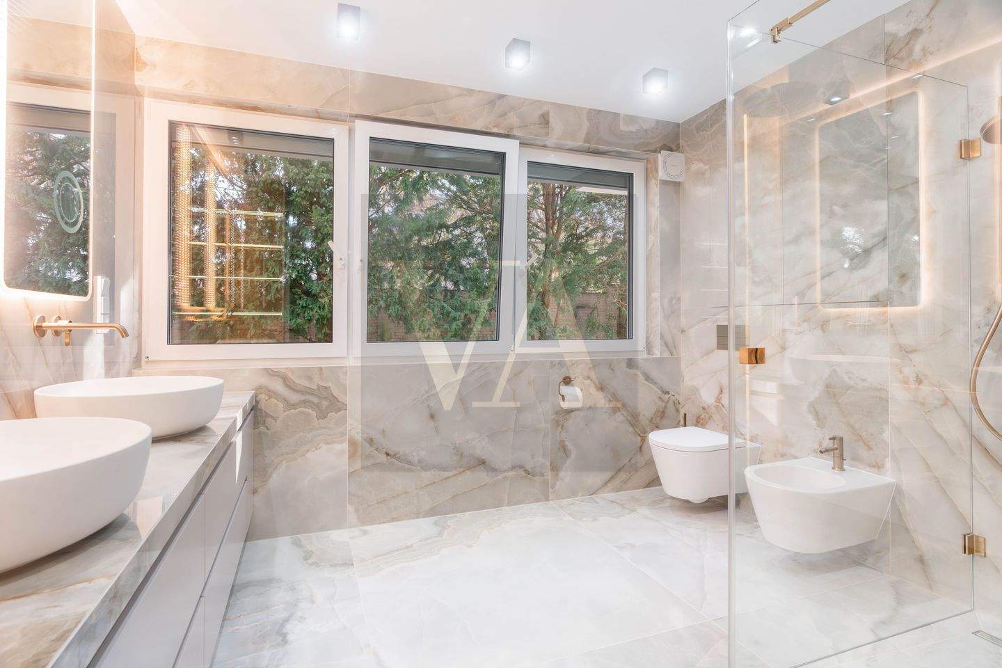 Property thumbnail 9