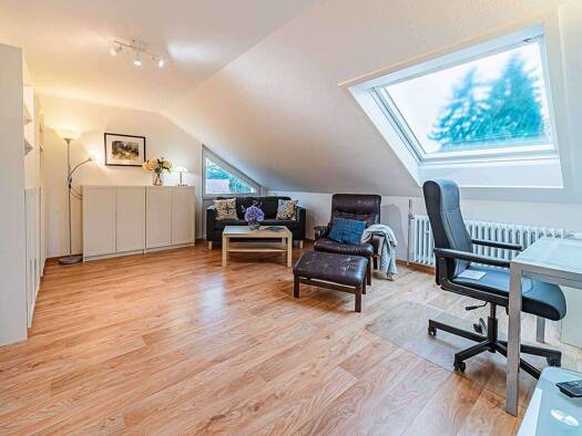 Wohnung zur Miete Wohnen auf Zeit 1.250 € 2 Zimmer 45 m² frei ab 01.03.2026 Hausen Frankfurt am Main 60488